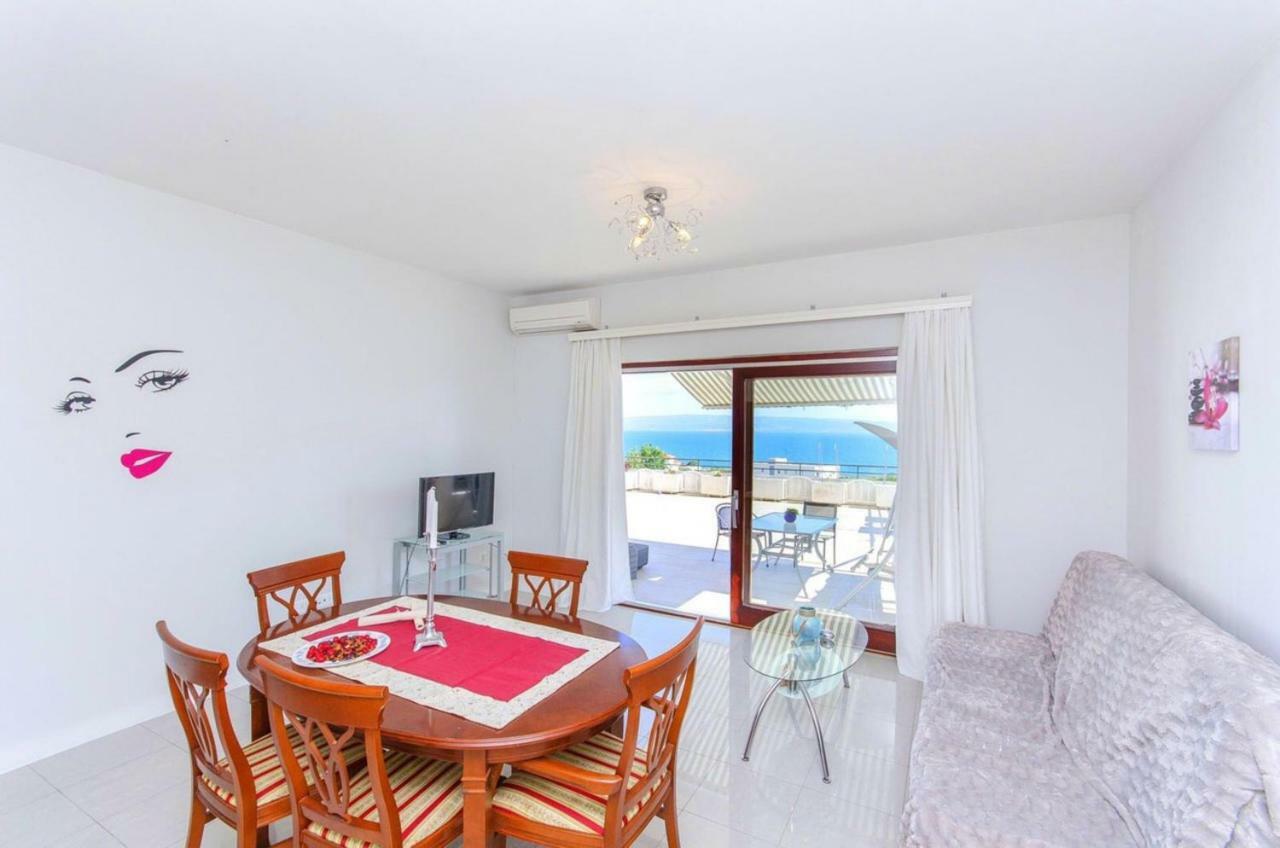 Apartma Marina *
